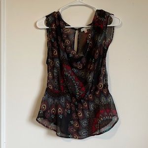Loose neck tank